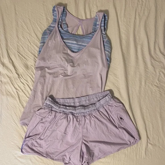 Lululemon Workout Set - Picture 1 of 4